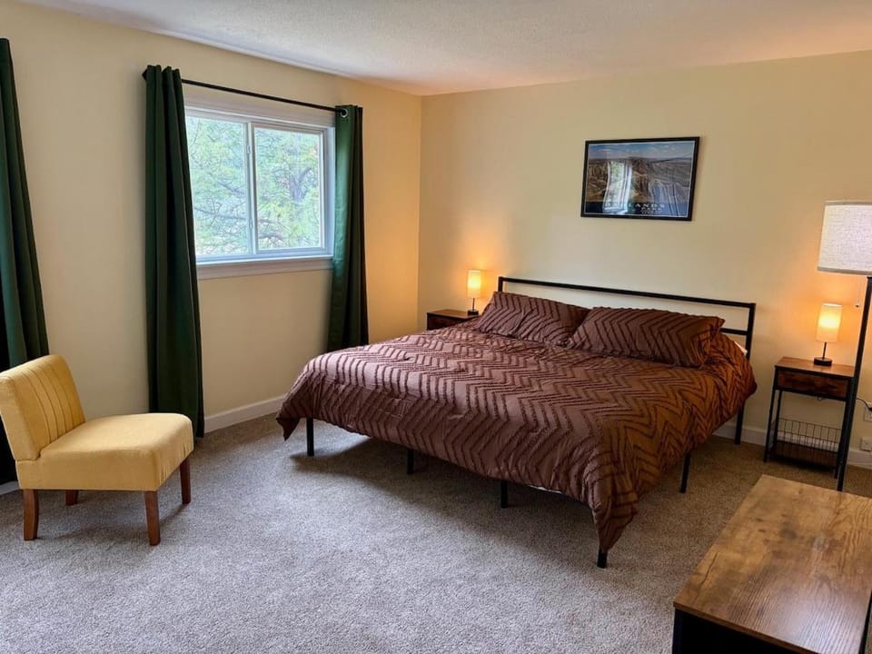 Idlewild Canyon House in Rapid City