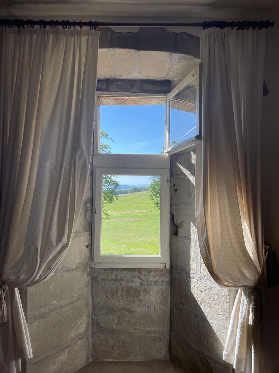 Château de Savigny - Suite Feu Bed and Breakfast in Haute-Savoie