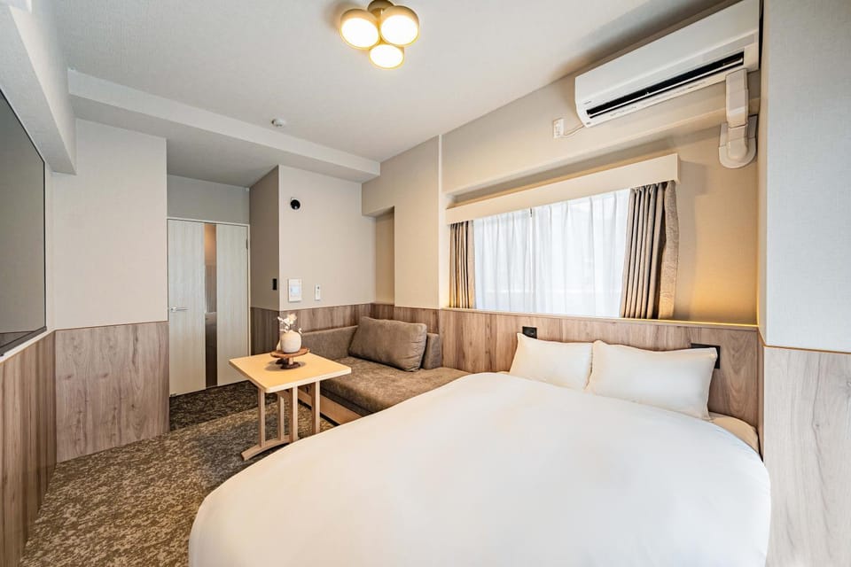 Bed, Photo of the whole room