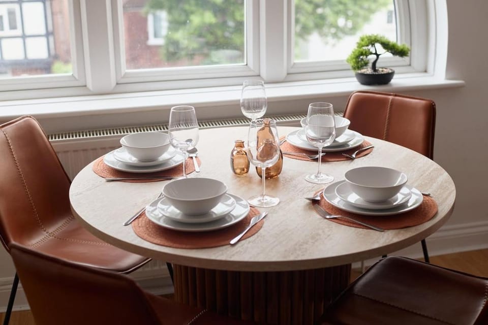 Hampstead Hideaway - Chic & Fresh Apartment in London Borough of Camden
