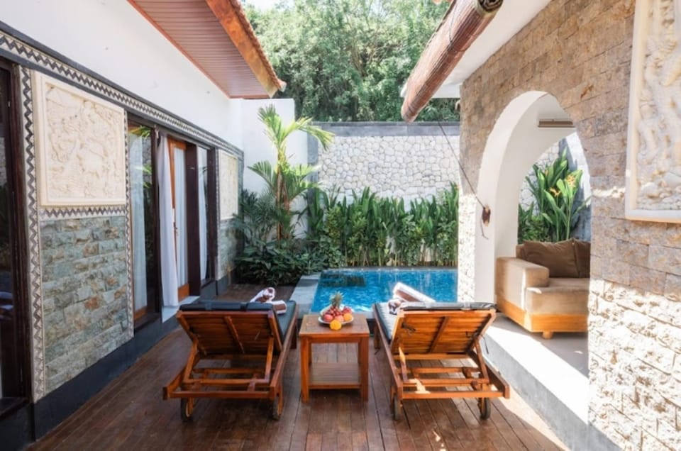 Cozzy The Glossy Hill Villa Nusa Dua Villa in Bali
