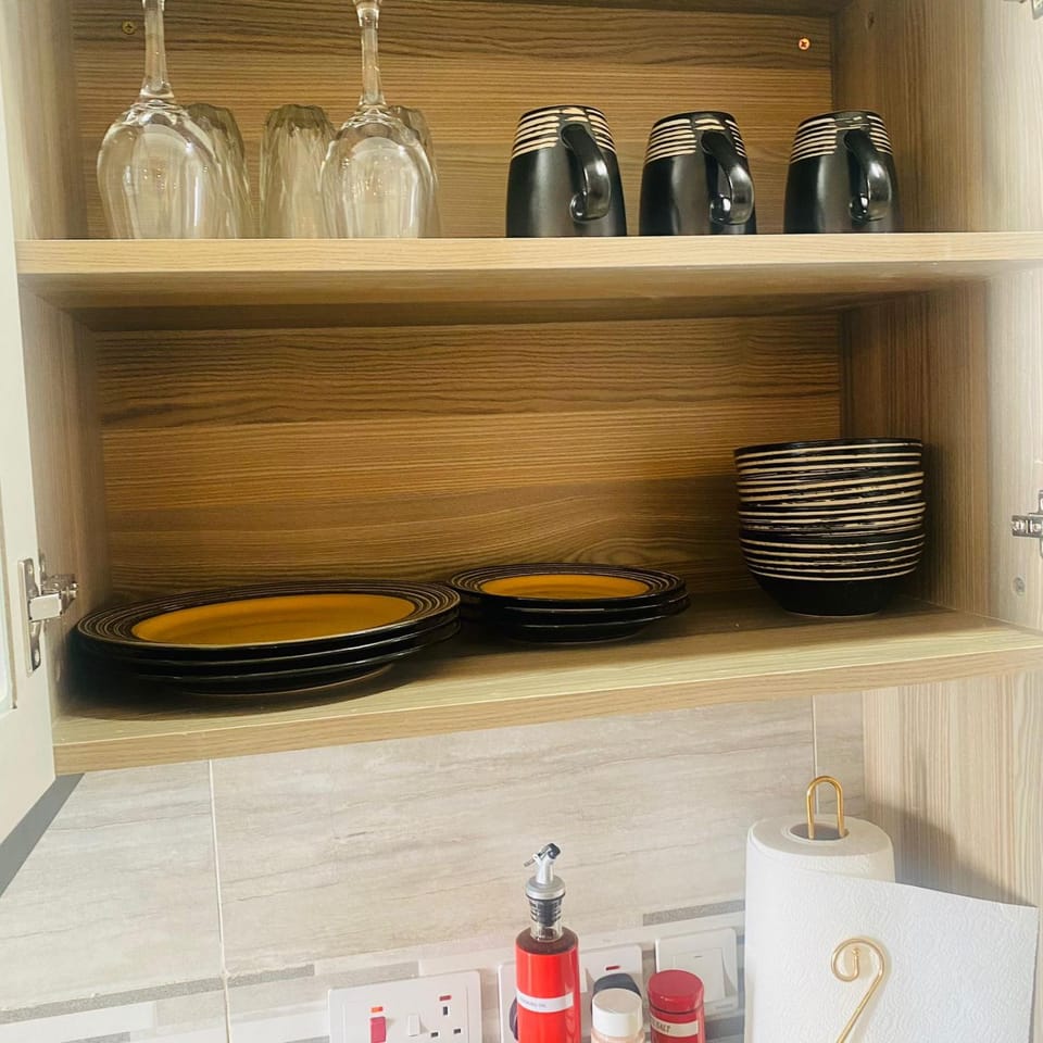 Beautiful modern retreat residencies with heated swimming pool ,fully equipped gym and amazing breathtaking city views Apartment in Nairobi