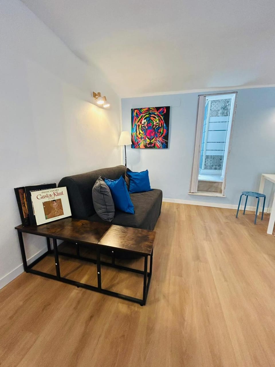 CASA BLU STATION con BALCONE Apartment in Palermo