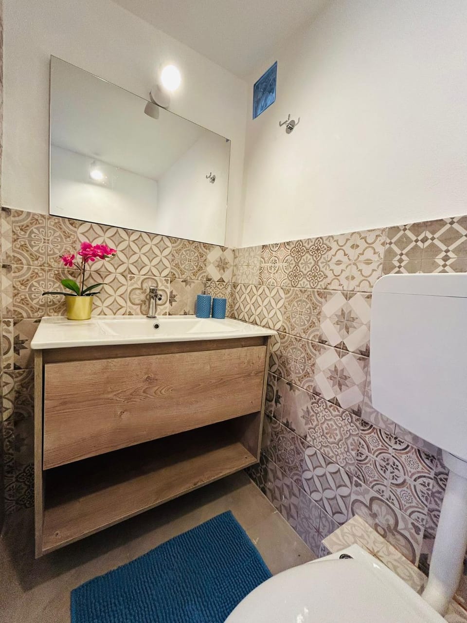 CASA BLU STATION con BALCONE Apartment in Palermo