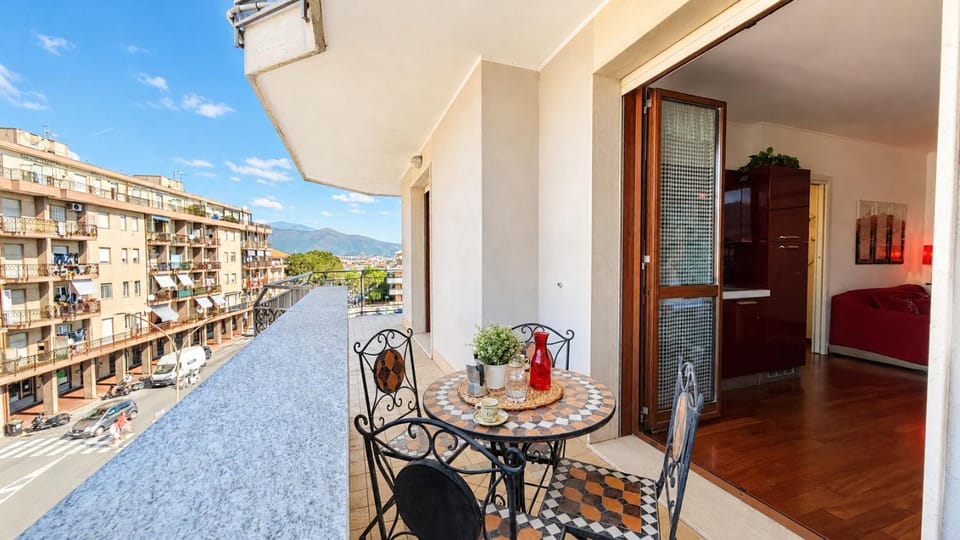 Hostdomus - Essaouira Apartment in Albenga