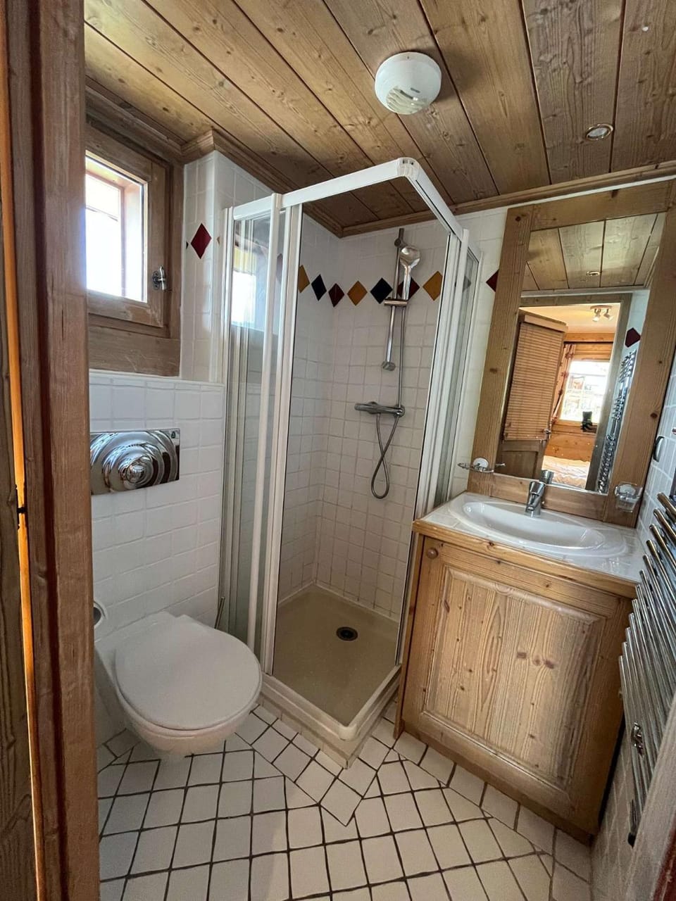 Logement 6-8 pers. chaleureux skis aux pieds Apartment in Landry