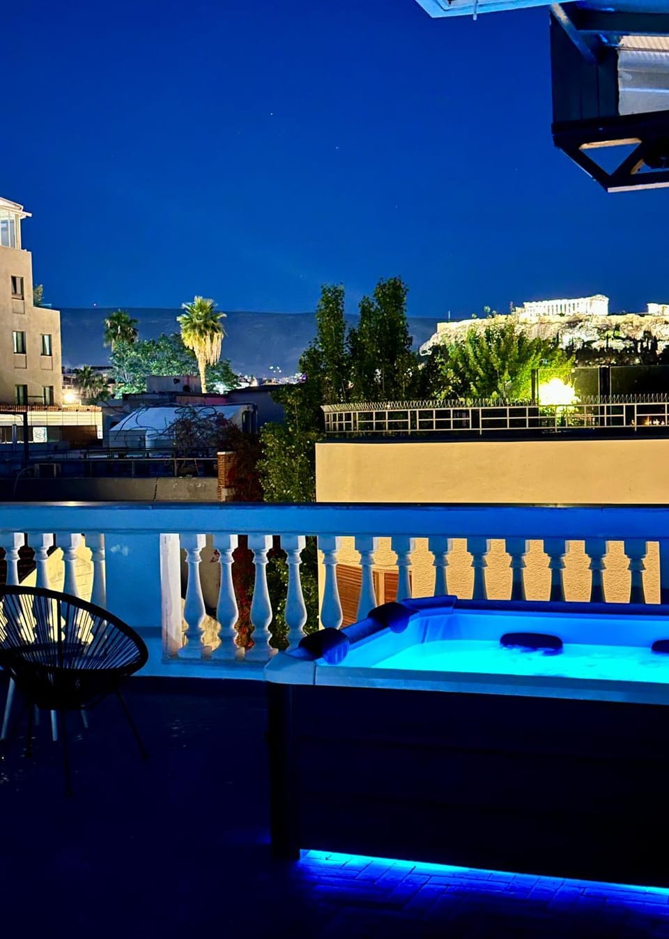 Night, View (from property/room), Balcony/Terrace, Pool view, Swimming pool