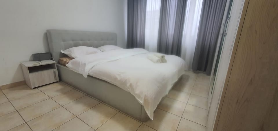 2 Bedroom Oasis Apartment Apartment in Bucharest