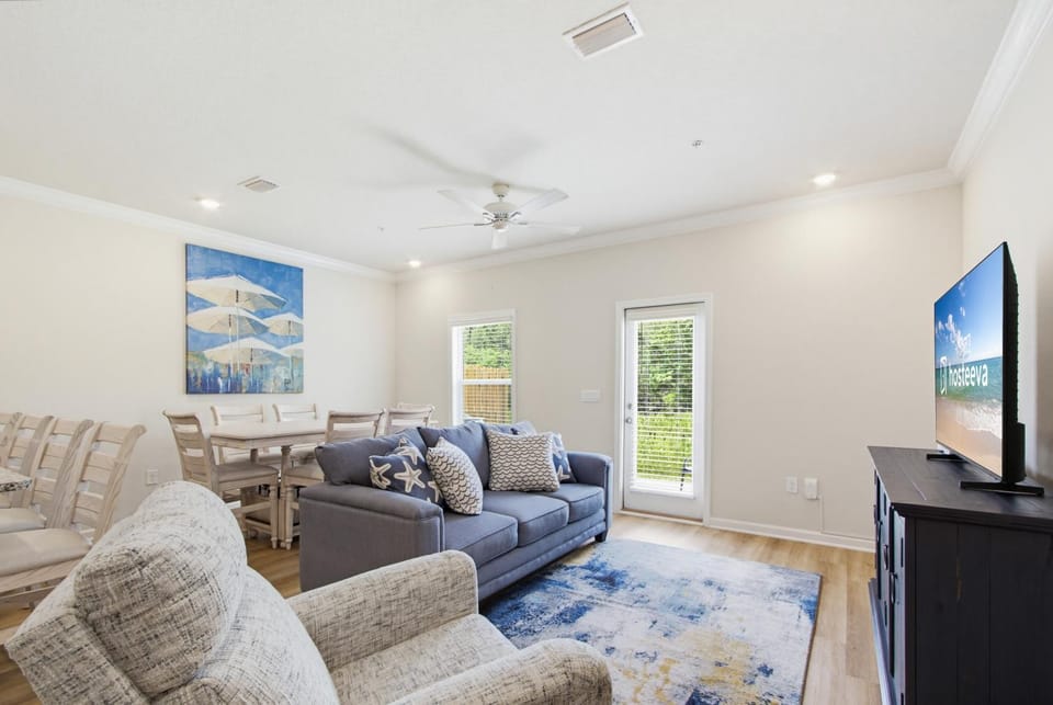 TV and multimedia, Living room, Seating area