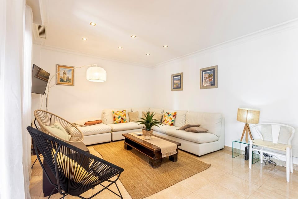Property building, Living room