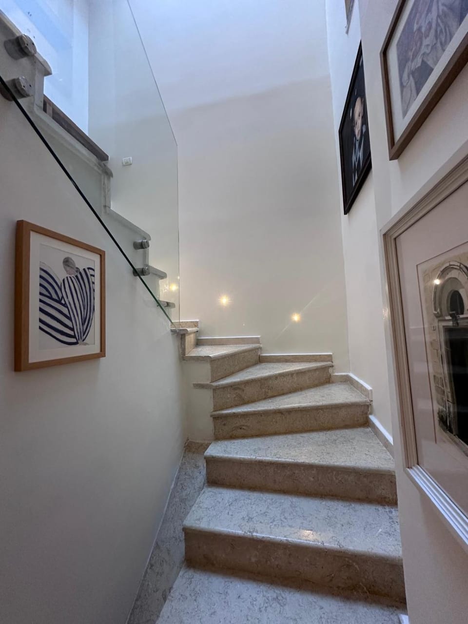 Kosher -Shivtai Israel 4BDR by Jerusalem Stone Apartment in Jerusalem