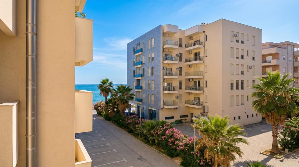 Balcony/Terrace, Balcony/Terrace, Beach, Beach