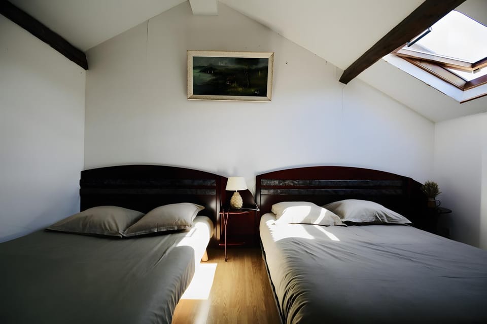 Property building, Living room, Bedroom