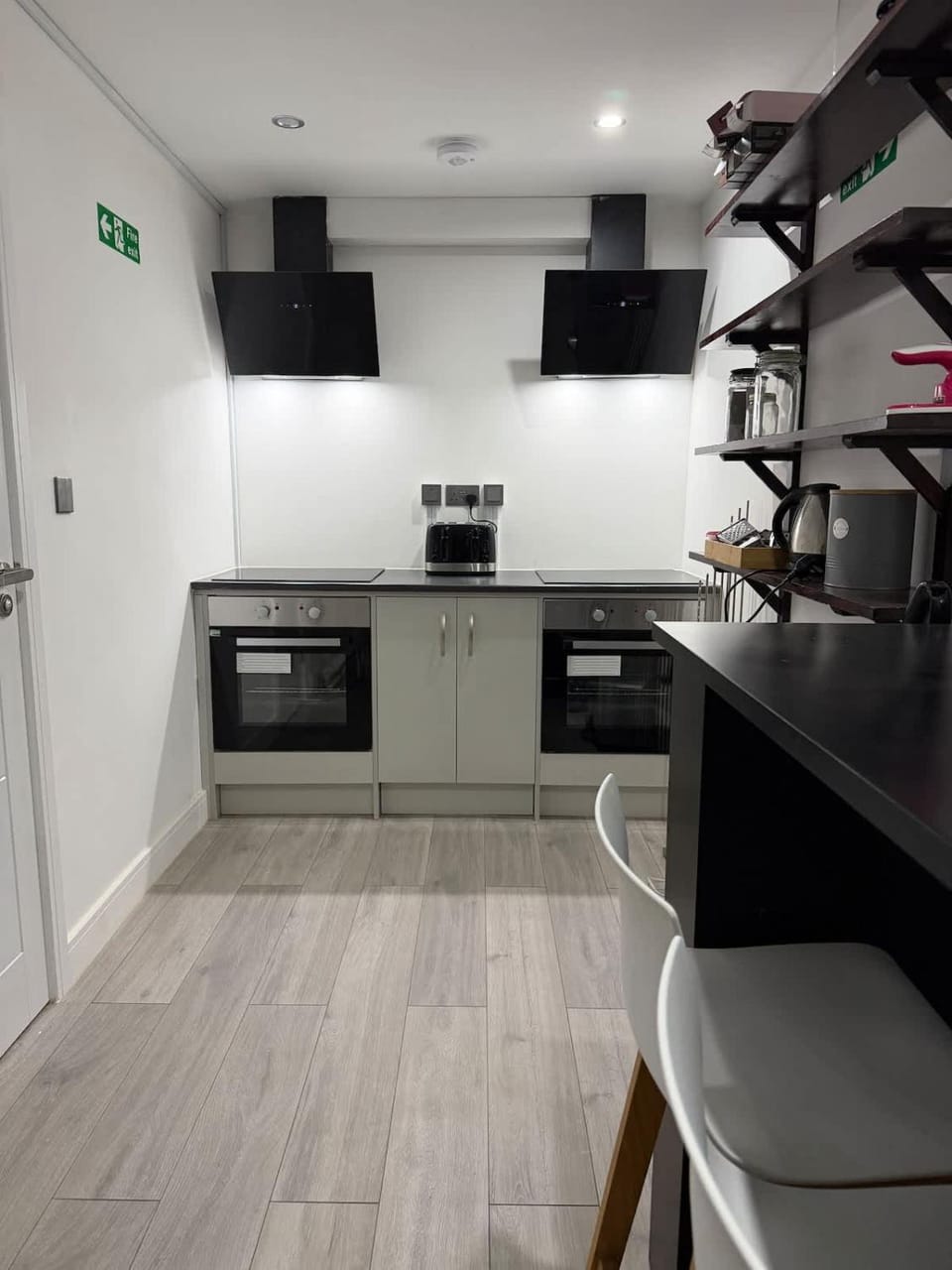 Modern Surrey Studio - Easy Access to London House in Epsom
