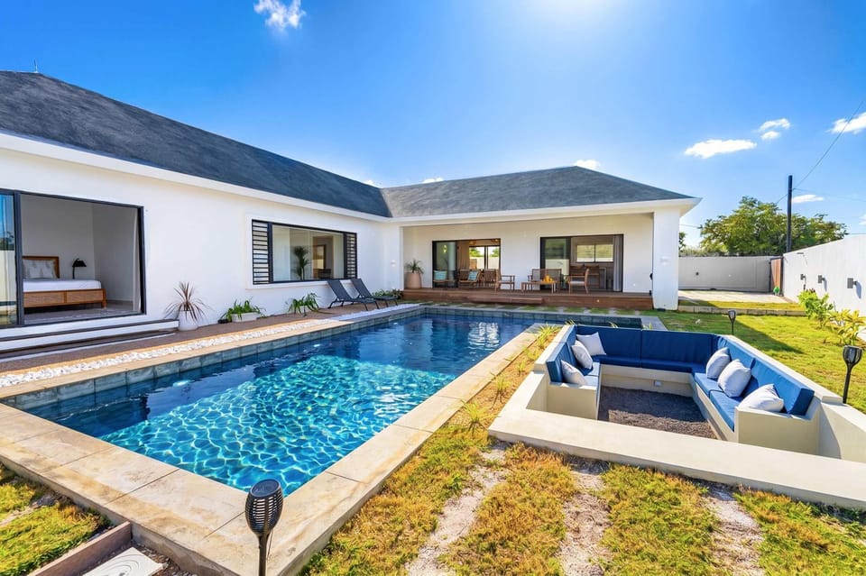 Villa Ivara - Modern 3BR Escape & Private Pool Villa in Grand Baie