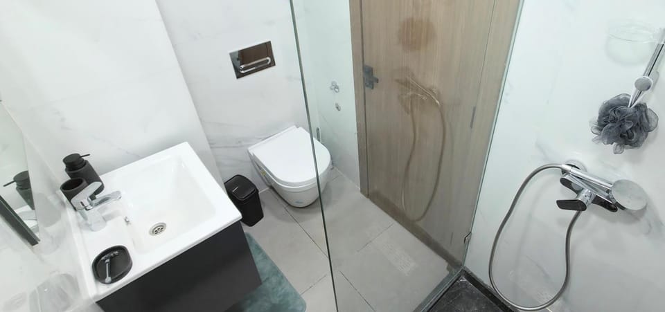 Shower, Toilet, Bathroom