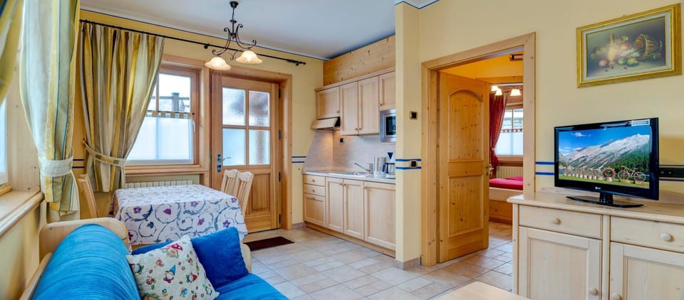 Living room, kitchen