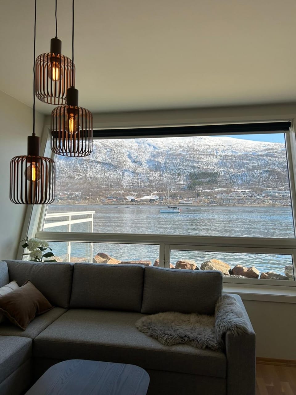 Natural landscape, Living room, Seating area