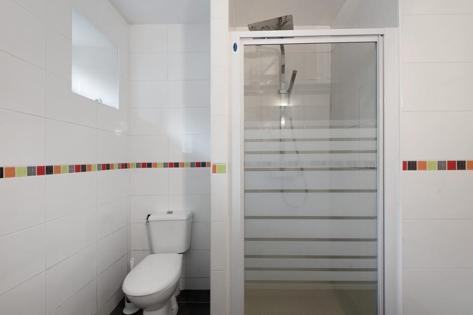 Bathroom, Living room