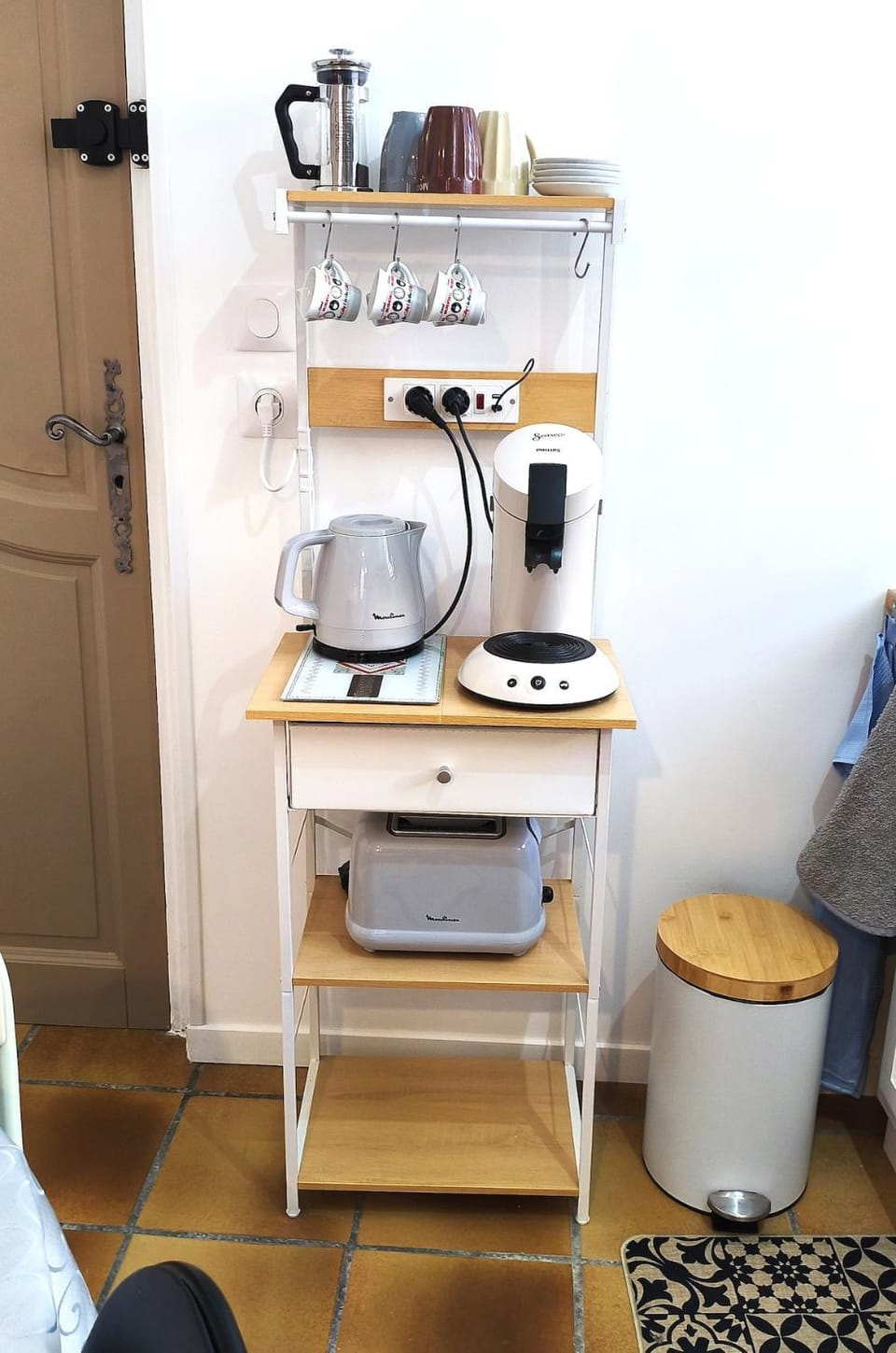 Appartement cosy climatisé dans un village du Minervois Apartment in Occitanie