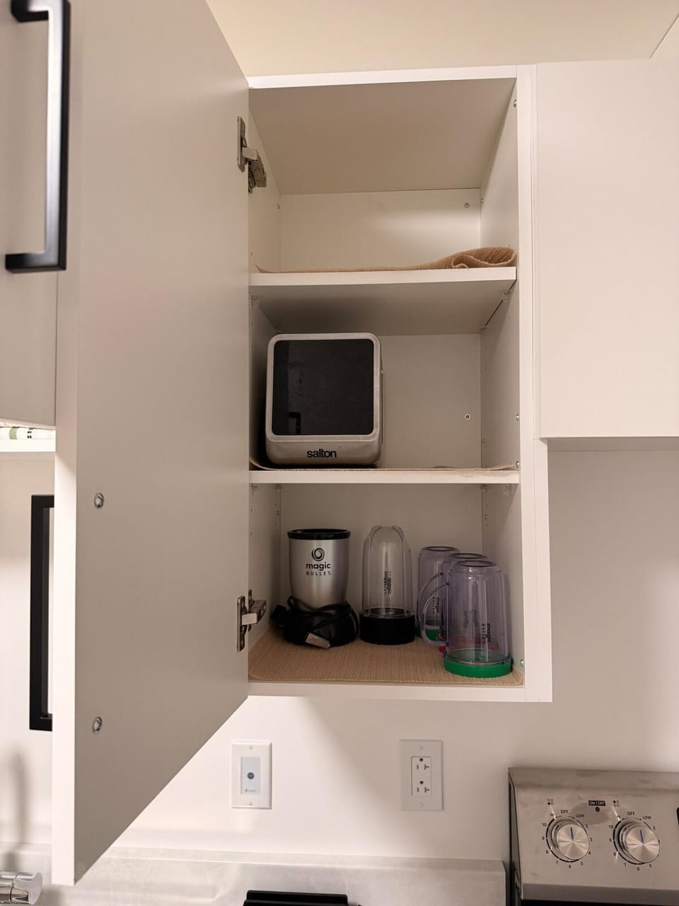 Modern 2BR Suite, Wifi, Workstation and Comfy Beds Apartment in St Johns