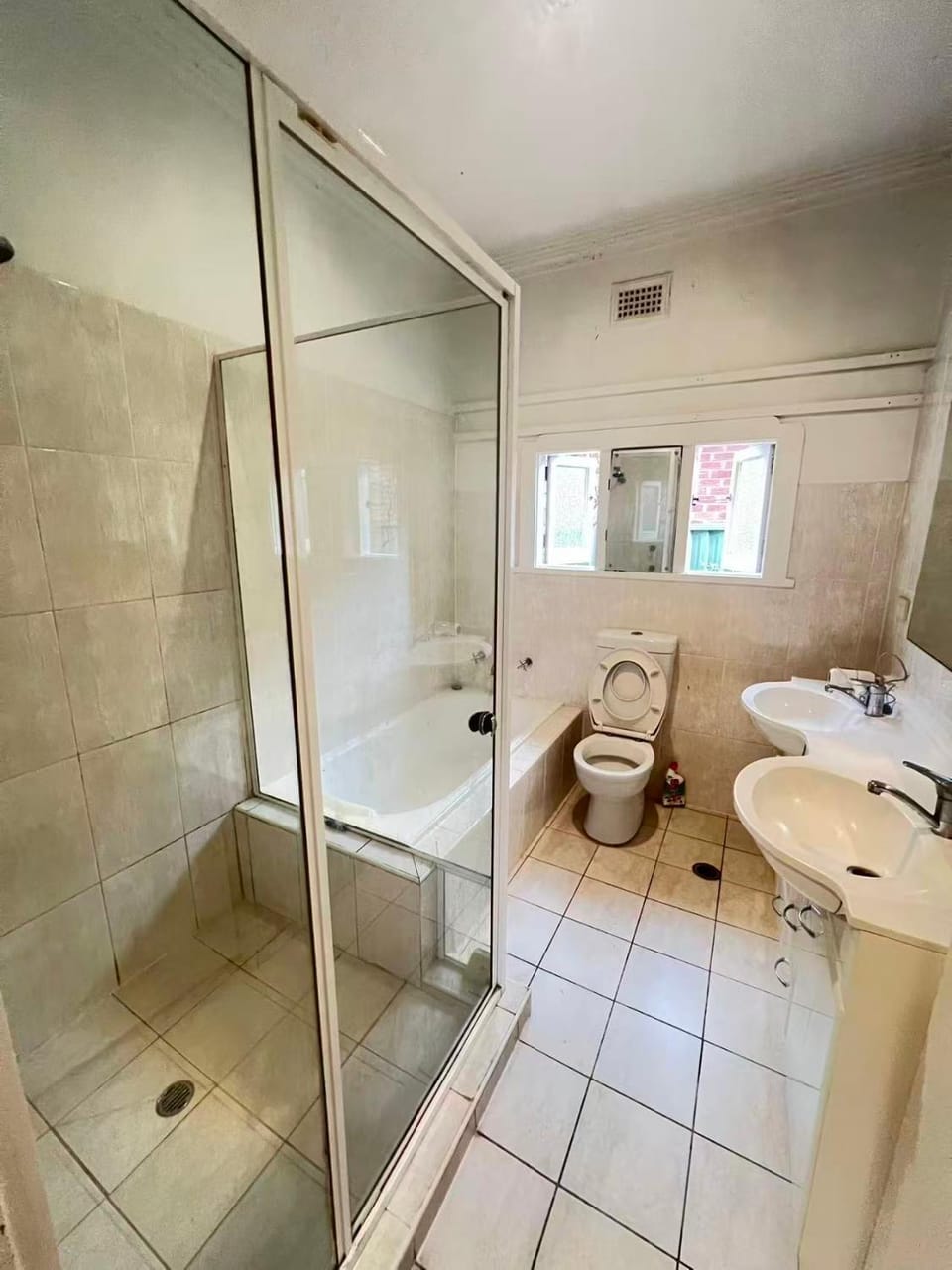 Room 78 Vacation rental in Merrylands