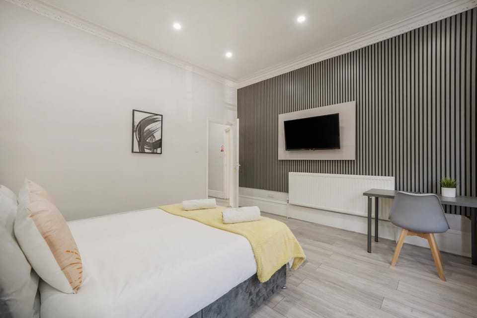 The Cozy Stays Hackney House Bed and Breakfast in London Borough of Hackney