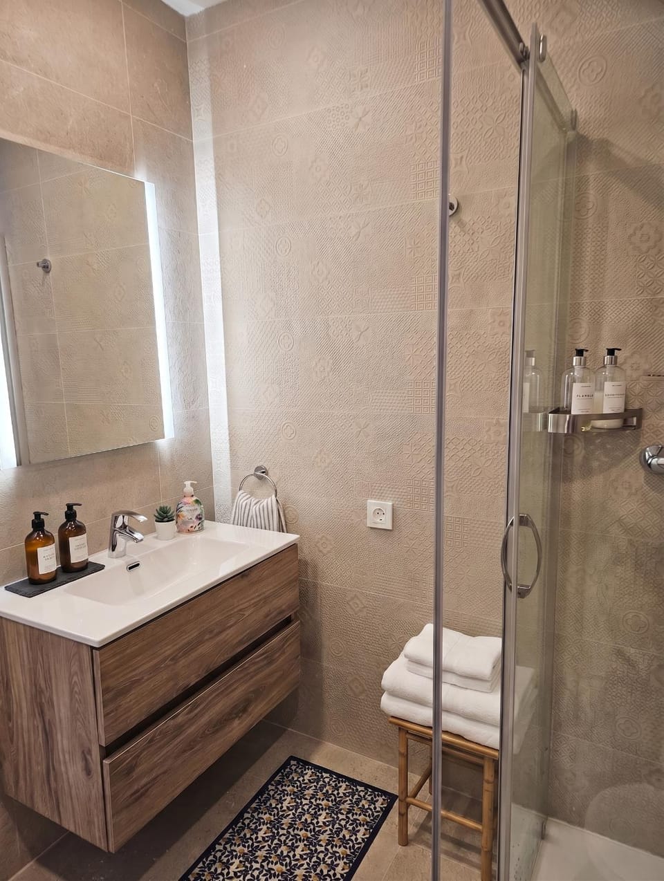 The Euphoria - P1 Modern Apartmament next to the Promenade Apartment in Sliema