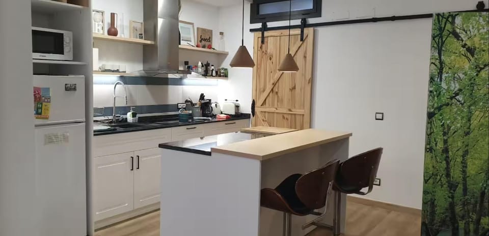 Modern Studio - Walk Everywhere! Apartment in Palamós