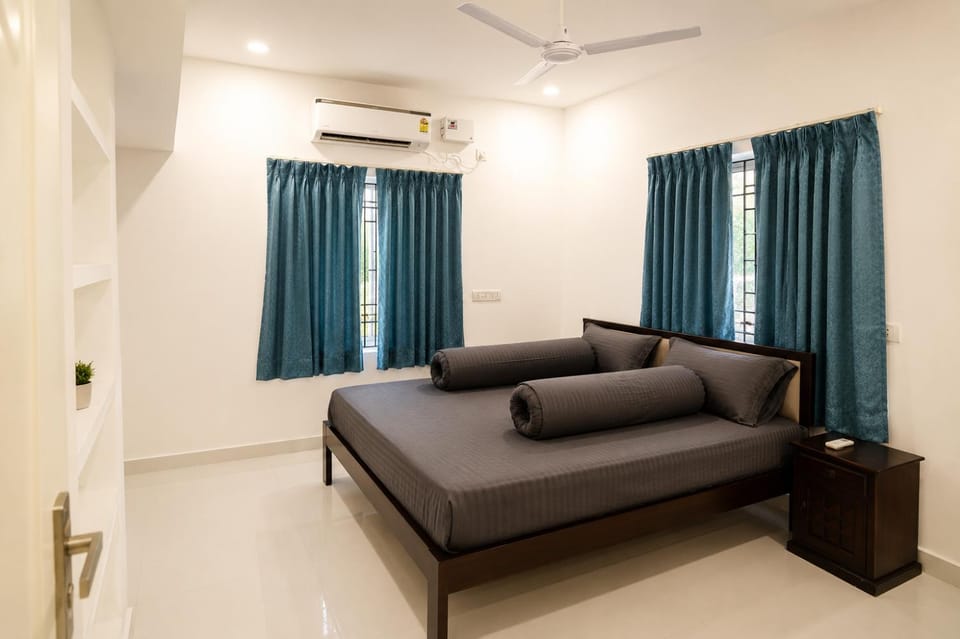 T Nagar -S1- 2BHK Aparthotel Shopping central II FLOOR Apartment hotel in Chennai
