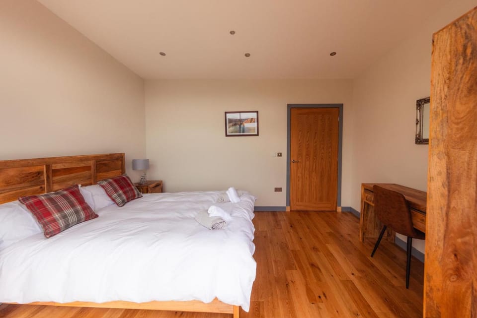 Luxurious One Bedroom House by Fairy Pools Apartment in Scotland
