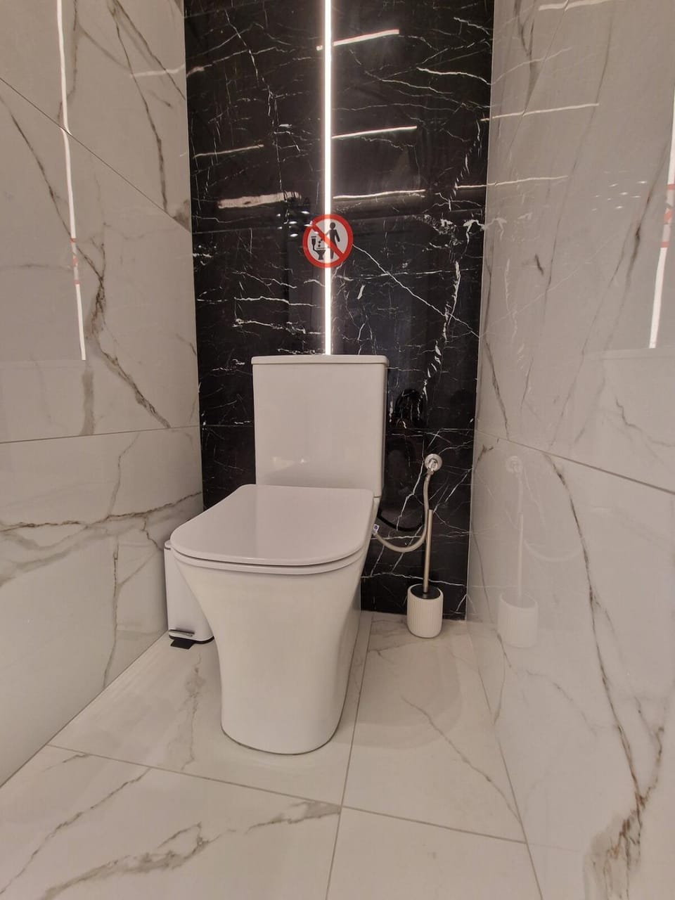 Modern Flat with Playroom! Apartment in Larnaca