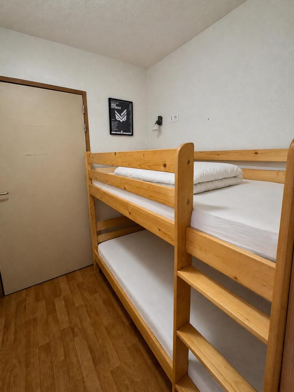 Bed, Photo of the whole room, Bedroom, bunk bed