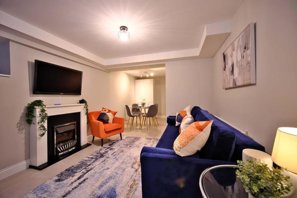 Sylvan lodge - Ground floor apartment with parking Apartment in Dewsbury