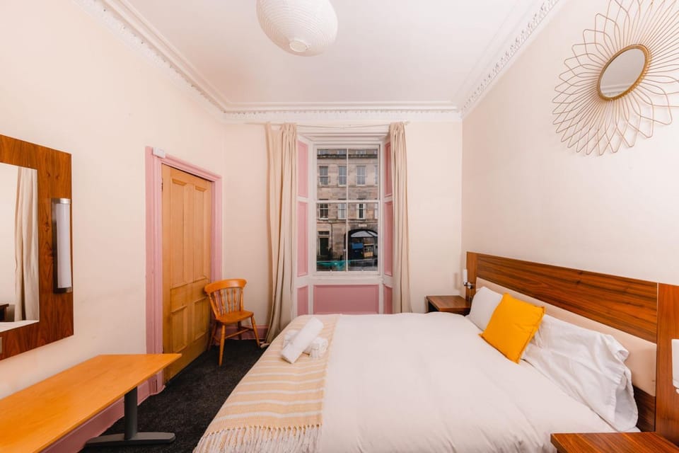 Central and Charming Edinburgh Apartment Apartment in Edinburgh