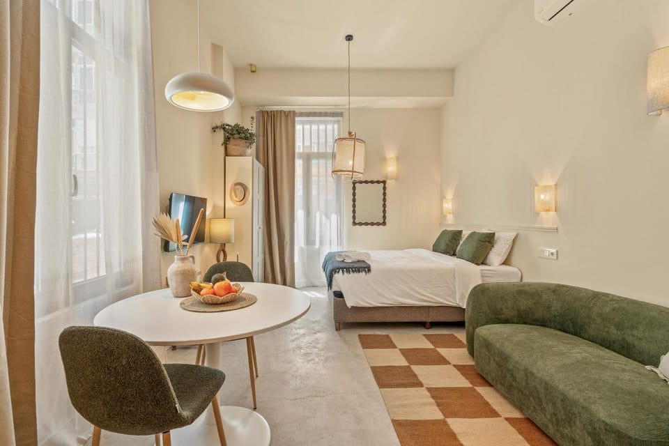 Bed, Living room, Dining area