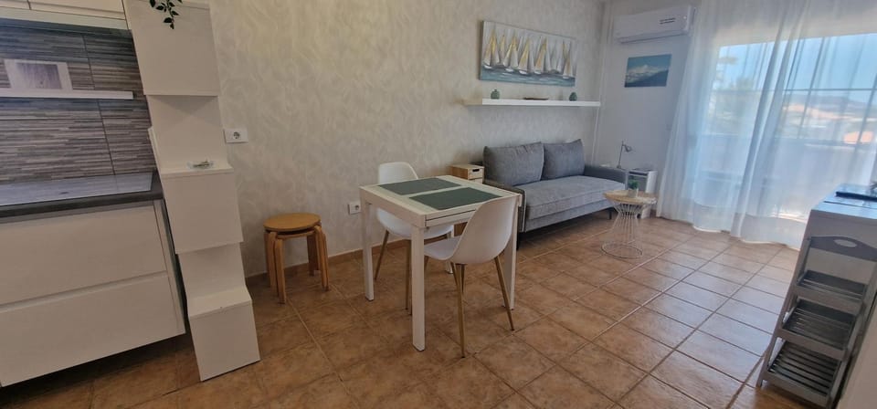 1 Bedroom apartment on the coast Apartment in Abona