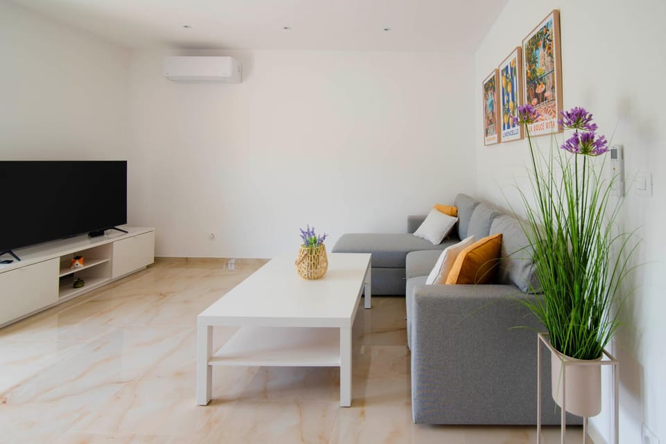 Vacation apartments Mario with salt water pool Apartment in Split-Dalmatia County