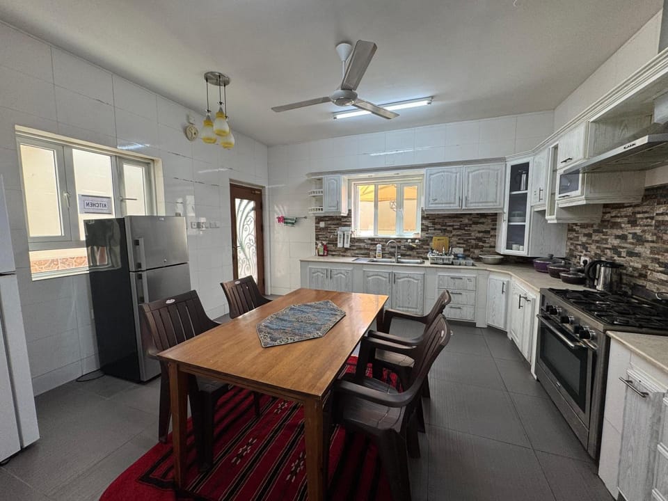 Muscat Hostel Near Airport Hostel in Muscat