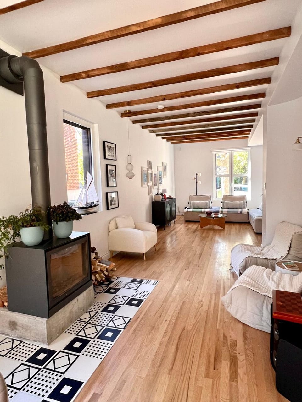 Big House with 5 bedrooms in NDG Montreal House in Montreal