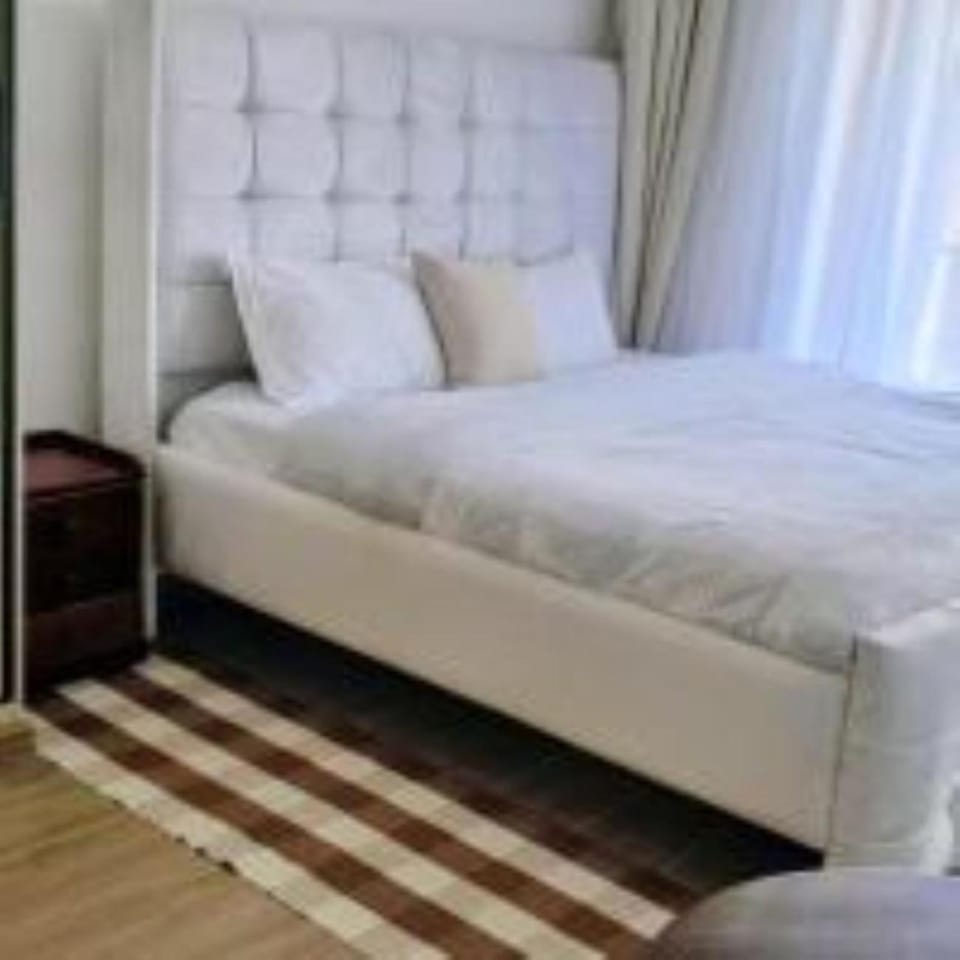 The comfort executive loft three bedroom apartment with amazing breathtaking city views , swimming pool ,gym ,private ample parking space with designated child playground area Apartment in Nairobi County