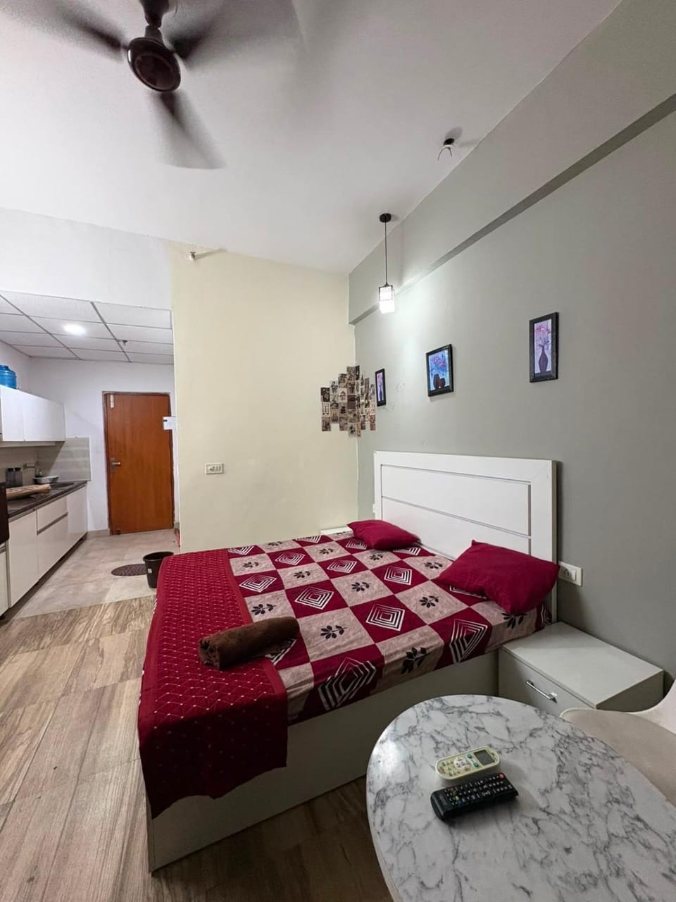 Zen Studio Paramount Apartment in Uttar Pradesh
