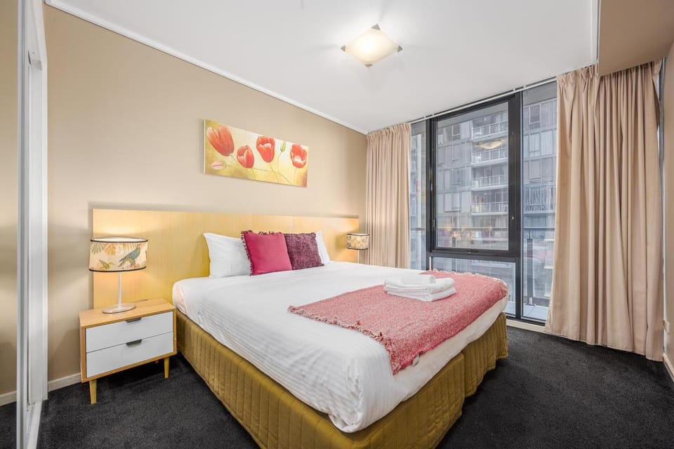 Southbank retreat 3 Bedroom great view free carpark Apartment in Southbank