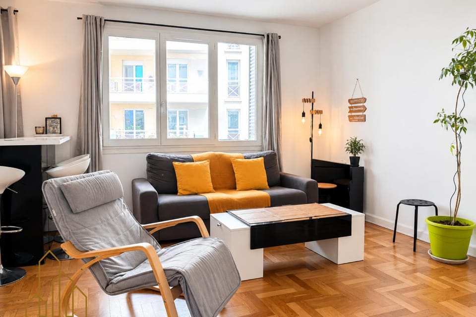 Charmant appartement avec Balcon proximité Gare Apartment in Villeurbanne