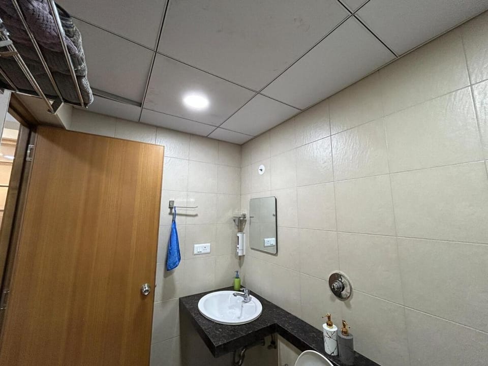 Shower, Bathroom, bidet