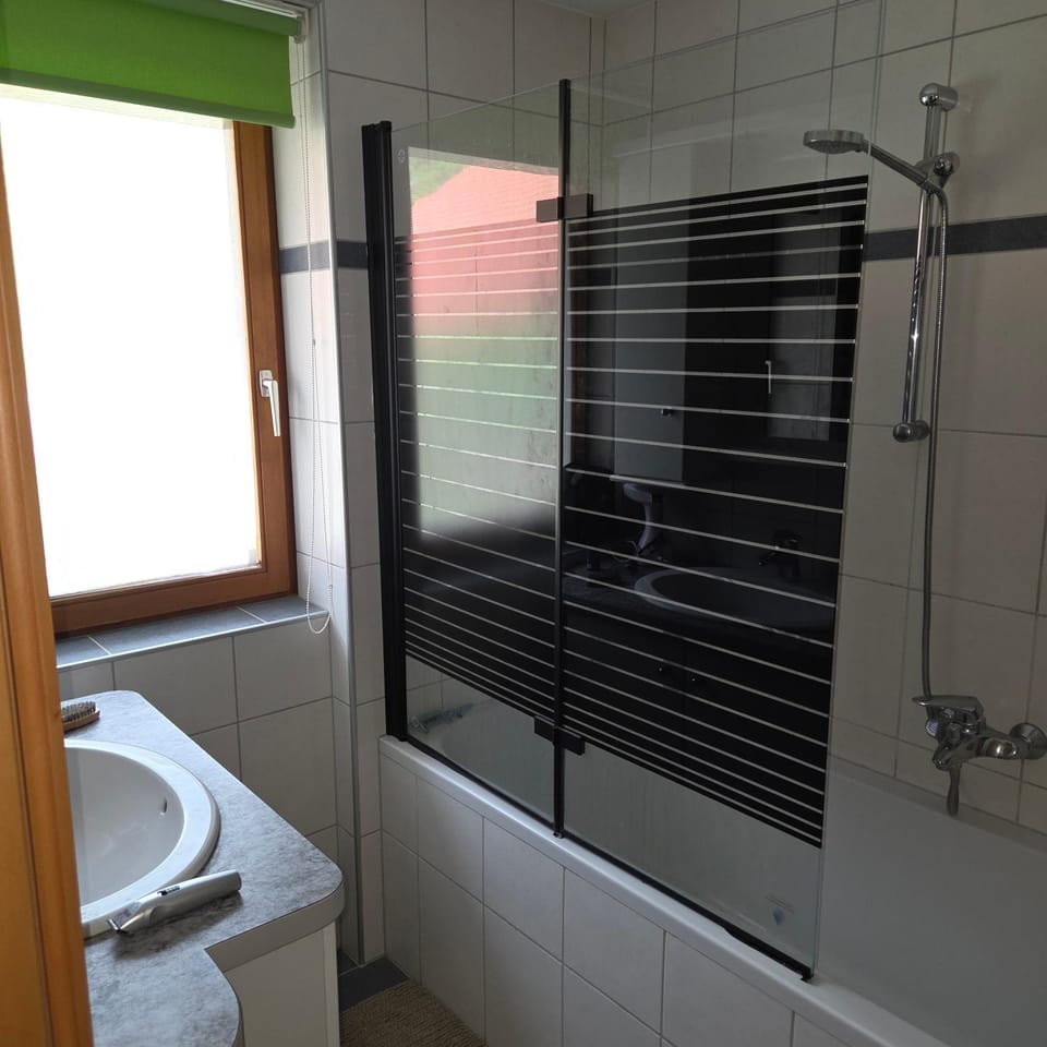 Bathroom, Bath