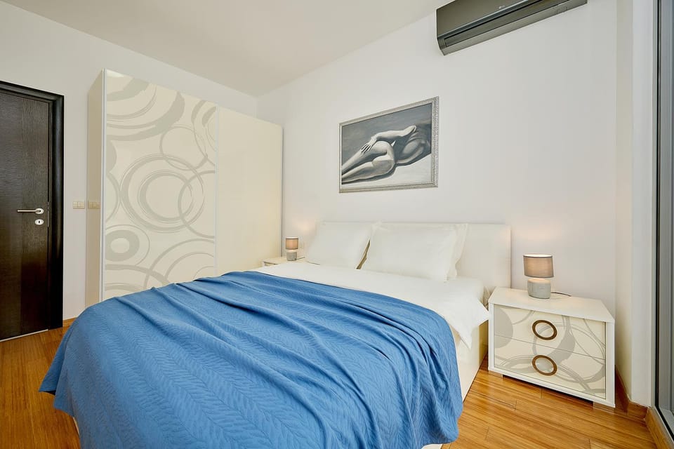 2montenegro PERLA Apartments Apartment in Dobrota