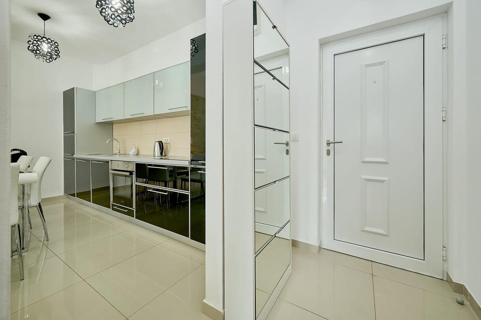 2montenegro PERLA Apartments Apartment in Dobrota