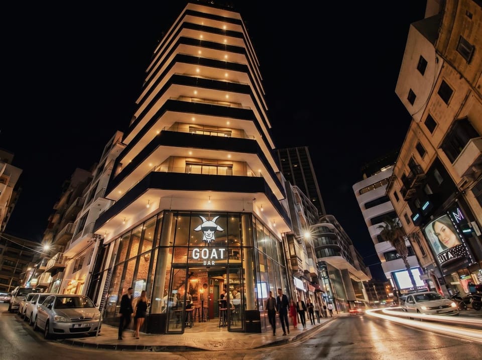 Property building, Lounge or bar