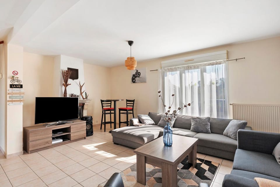 Property building, Living room